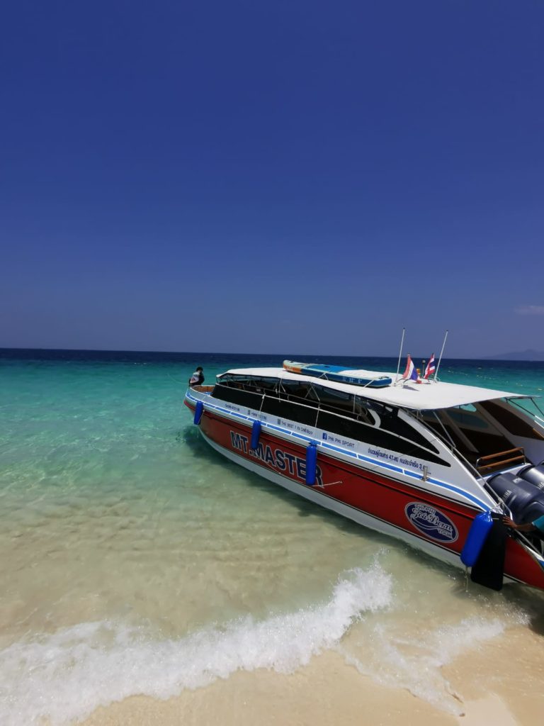 koh-phi-phi-speedboat-bamboo-island