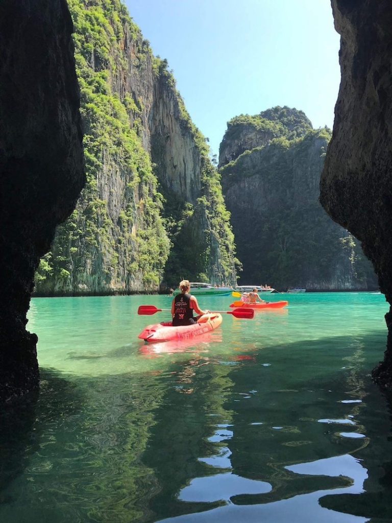 pirate-boat-koh-phi-phi-kayaking