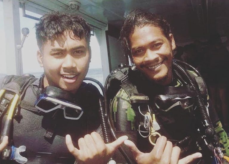 scuba-diving-koh-phi-phi-visa-travel-phi-phi-dive-instructor