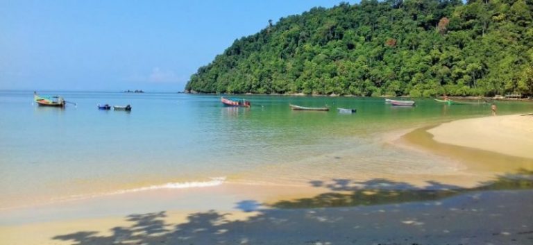 Koh-Phayam-thailand-beach