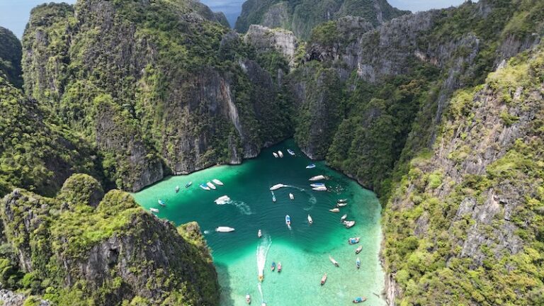 koh-phi-phi-visa-travel-beach-lagoon