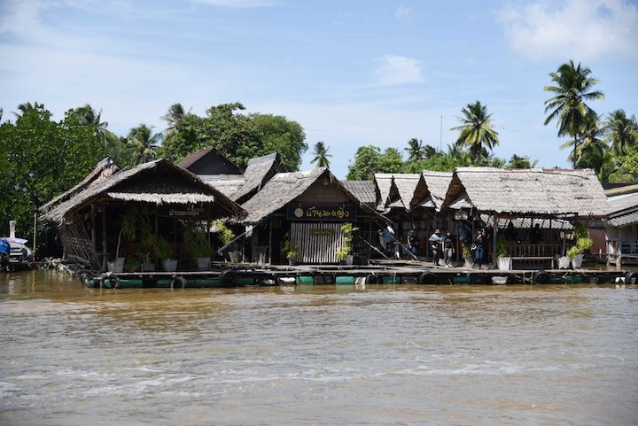 koh-klang-village-krabi-town-thailand