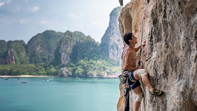 railay-beach-rock-climbing-thailand