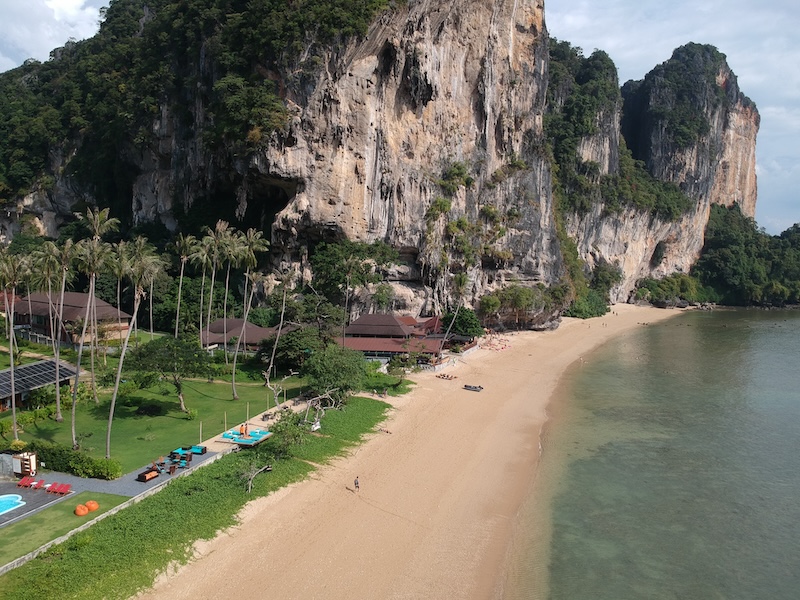 things-to-do-in-krabi-aonang-visa-travel-phiphi-railay