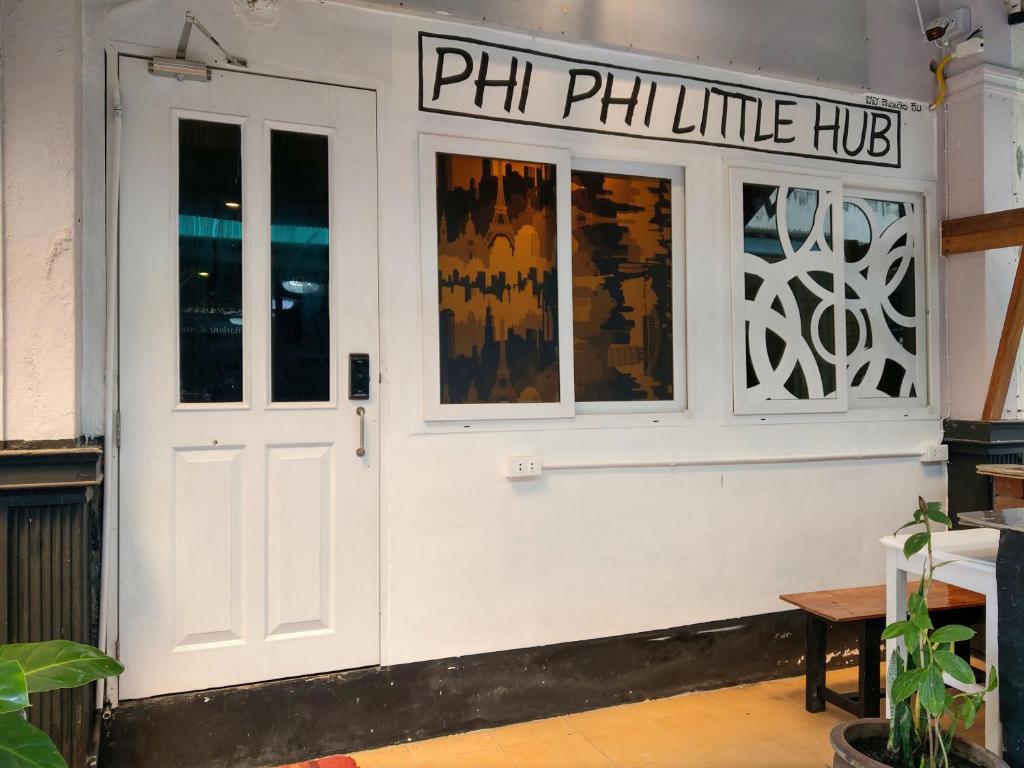 phi phi little hub