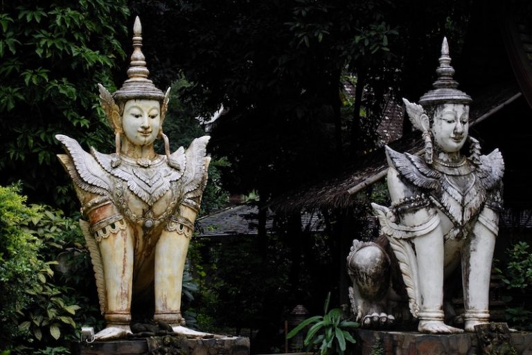 chiang-mai-statue-temple
