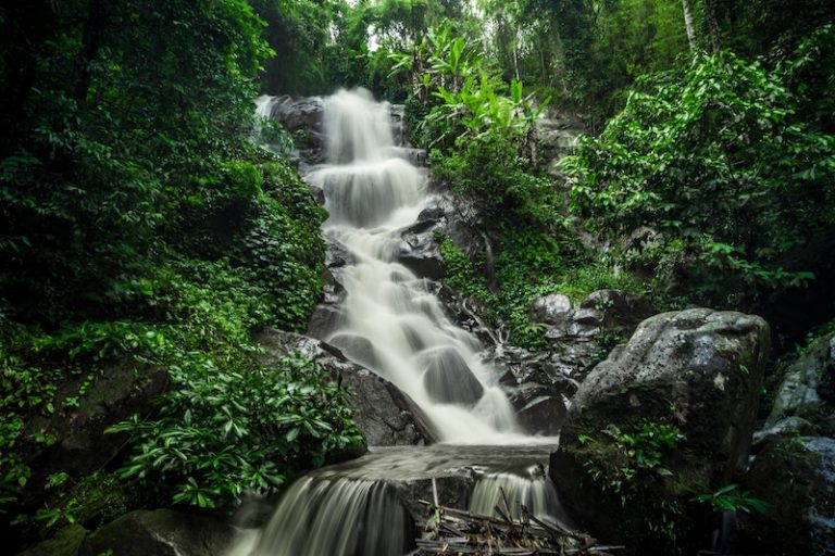 waterfall-thailand-forest-itinerary-visa-travel-phiphi