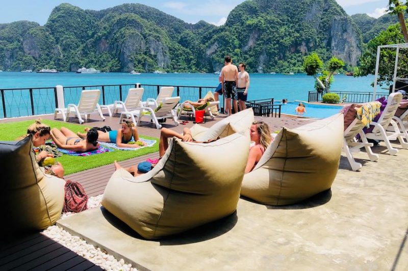 phi phi don chukit resort bazen s vyhledem