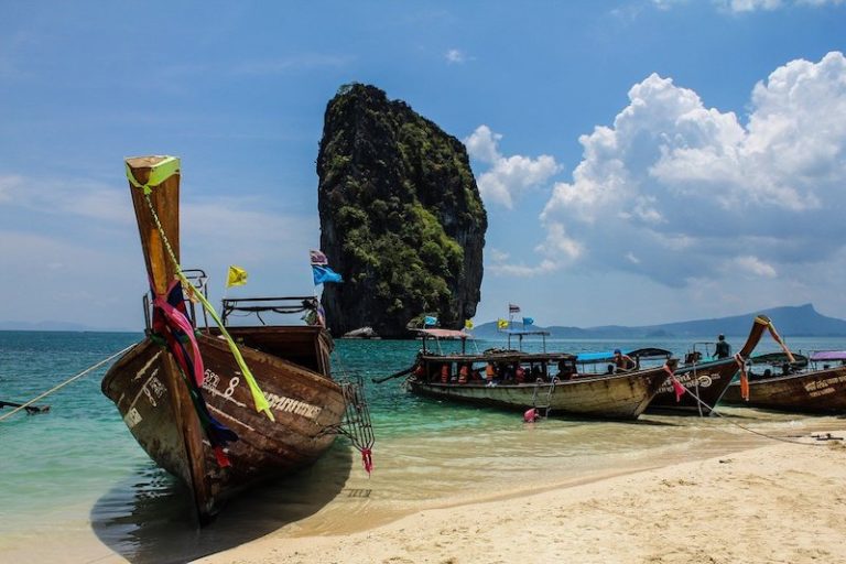 four-island-tour-from-krabi-private-long-tail-boat