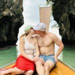 hong-island-tour-by-private-long-tail-boat-couple