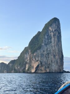 early-bird-koh-phi-phi-avoid-the-crowds