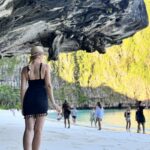 early-bird-koh-phi-phi-avoid-the-crowds-girl