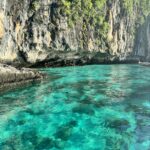 early-bird-koh-phi-phi-avoid-the-crowds-lohsamah-bay