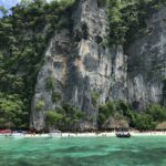 early-bird-koh-phi-phi-avoid-the-crowds-monkey-beach