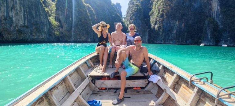 private-long-tail-boat-rental-koh-phi-phi-visa-travel-team