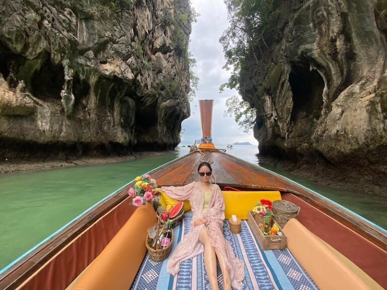 vip-luxury-long-tail-boat-krabi