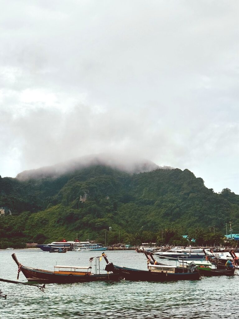 thing-to-do-in-phi-phi-island-when-it-rains-boats