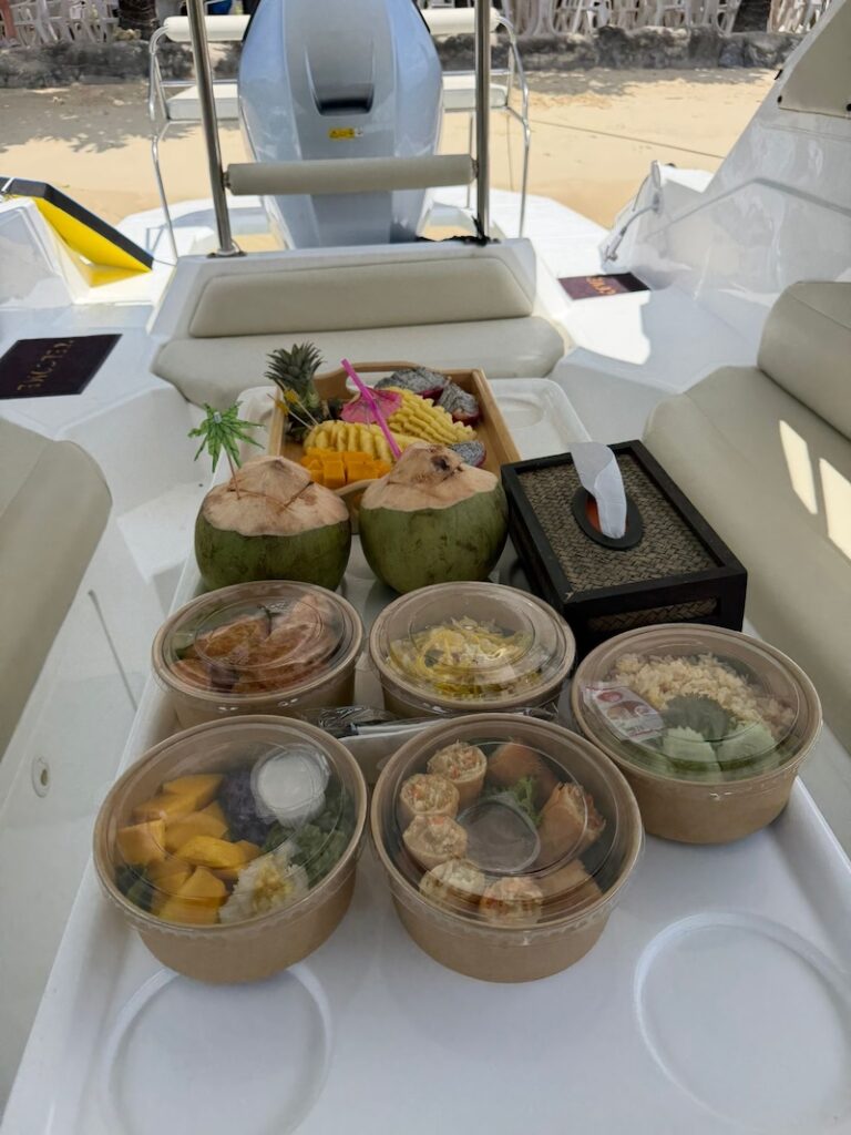 luxury-speedboat-koh-phi-phi-maya-beach-boat7
